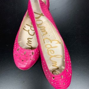 S21- 83- SAM EDELMAN PINK FLATS